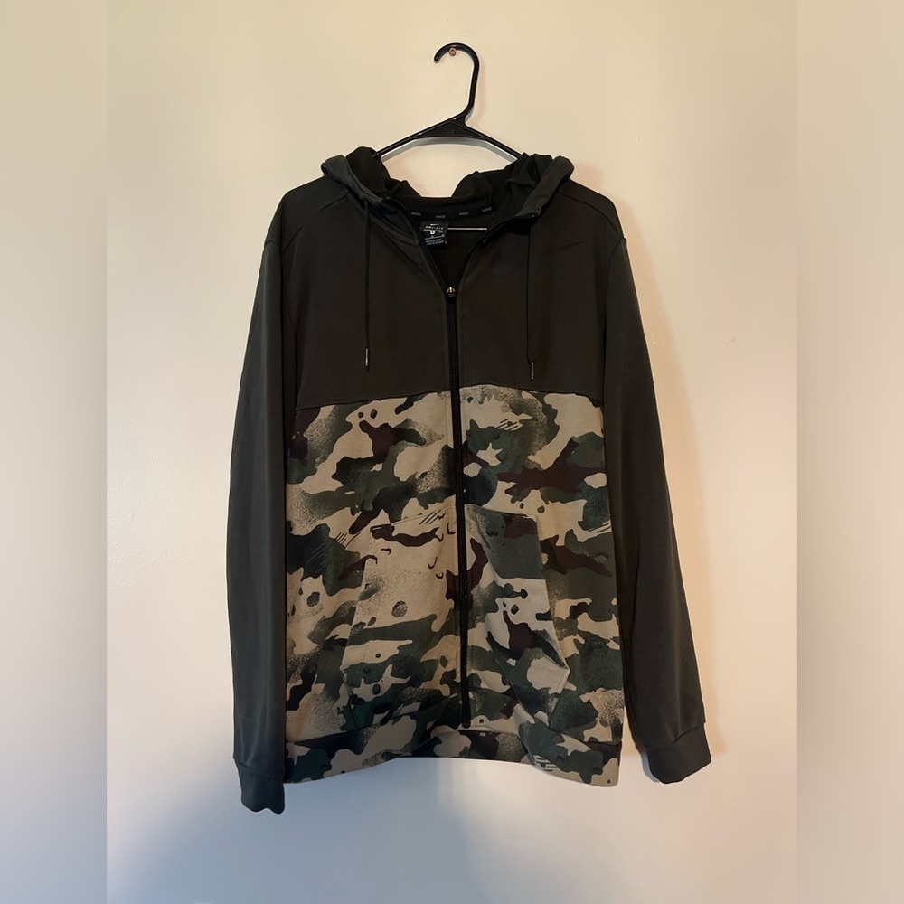 Nike Dri-fit Men’s Army Green Camo Full Zip Sweatshirt Hoodie Casual Style